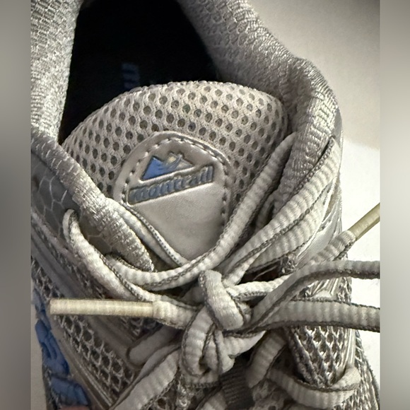 MONTRAIL GREY TRAIL/HIKER SHOES WOMEN’S SIZE 7 - Picture 14 of 16